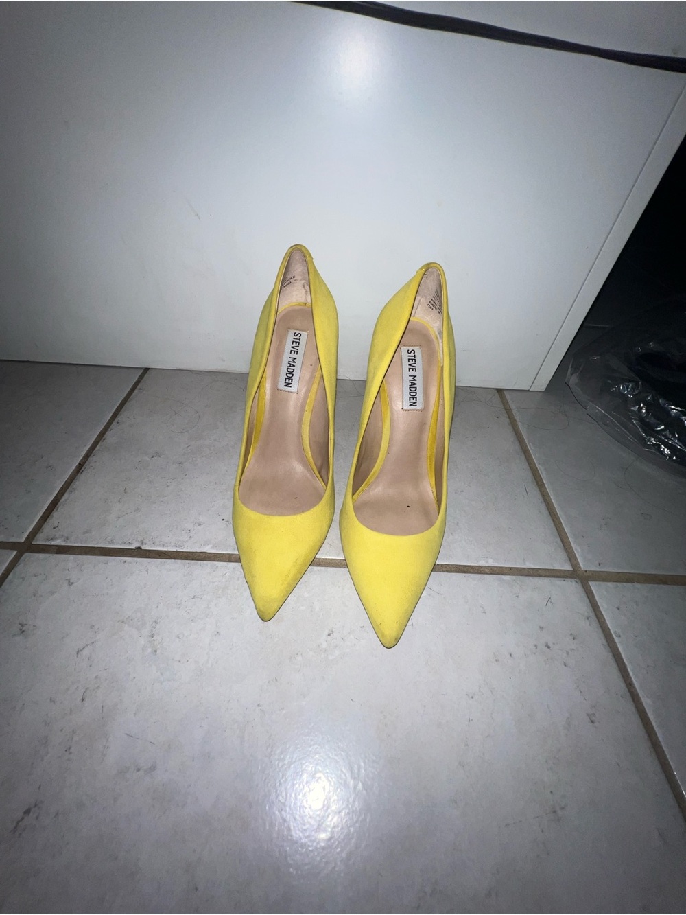 Steve Madden Pointed-Toe Suede Pumps